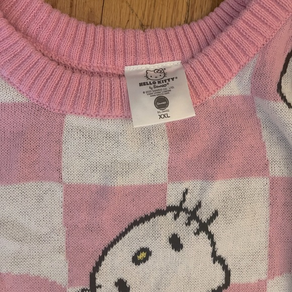 Hello Kitty Sweater Vest - Picture 5 of 7